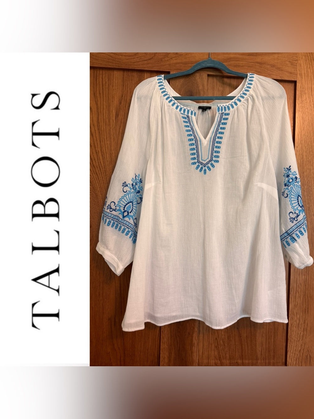 NWOT Talbot’s Plus 2X Crinkle Gauze Embroidered Top